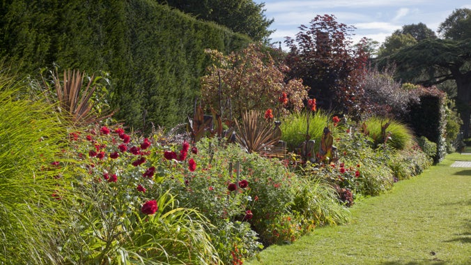 Red Borders, Hidcote, Gloucestershire